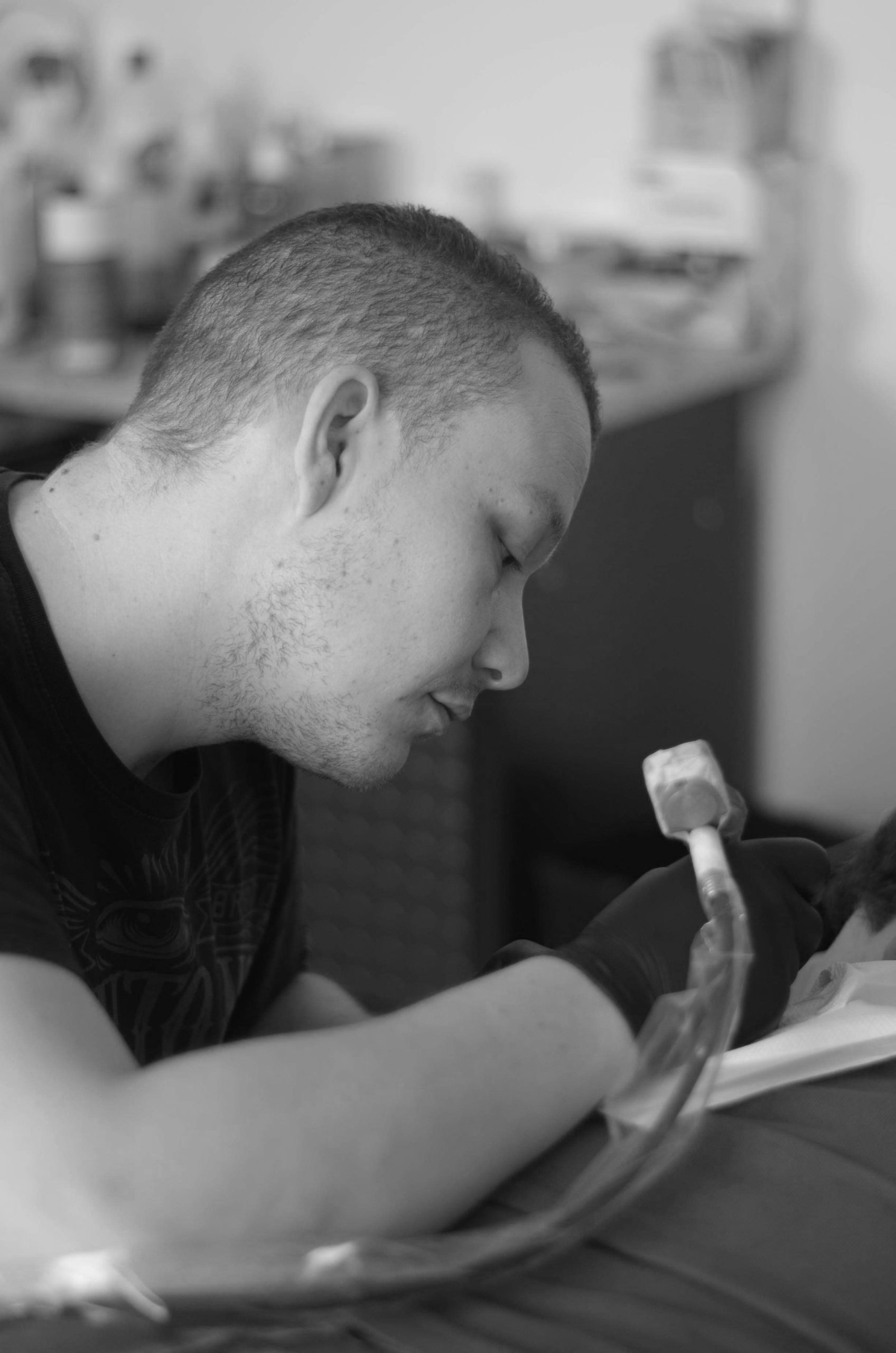 Photo de benji, tatoueur à La Forge. Salon de tatouage à Saint-Lô